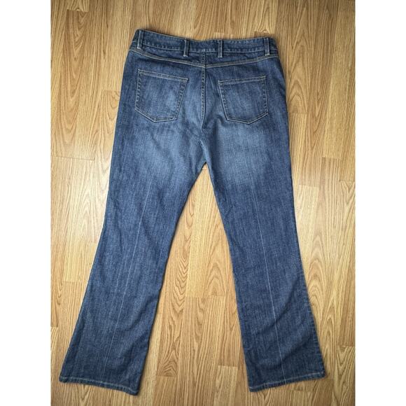 Elie Tahari Mid-Rise Flare Denim Blue Jeans Womens Size 14 Great Condition - Picture 4 of 10